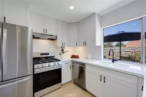 Kitchen - 2845 Roncador, Riverside, CA 92503 photo 4 of 9