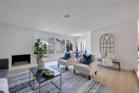 Living - 2845 Roncador, Riverside, CA 92503 photo 2 of 6