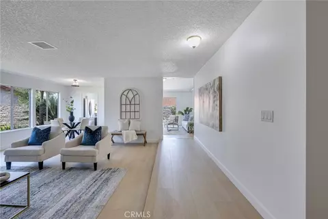 Entry Way - 2845 Roncador, Riverside, CA 92503 photo 2 of 8