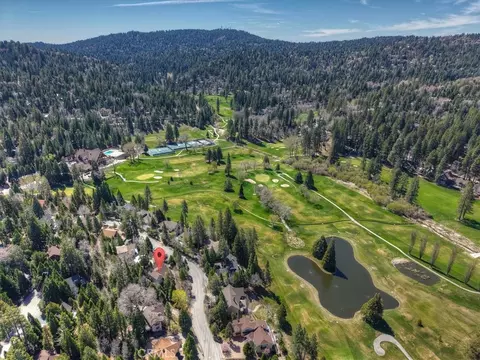 View/Area - 415 Golf Crse, Lake Arrowhead, CA 92352 photo 8 of 8
