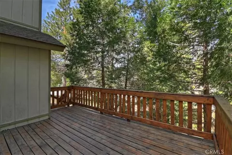 Exterior - 415 Golf Crse, Lake Arrowhead, CA 92352 photo 6 of 11