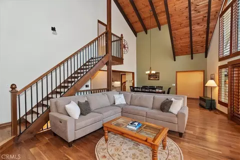 Living - 415 Golf Crse, Lake Arrowhead, CA 92352 photo 4 of 4