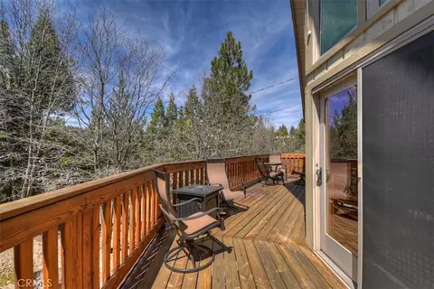 Exterior - 415 Golf Crse, Lake Arrowhead, CA 92352 photo 7 of 11