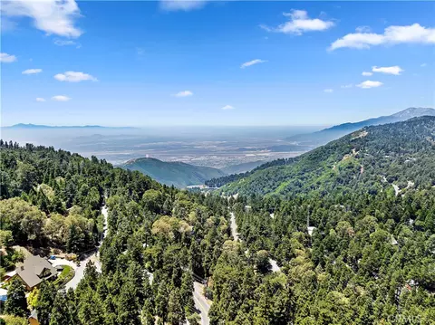 View/Area - 23746 Crest Frst, Crestline, CA 92325 photo 3 of 7