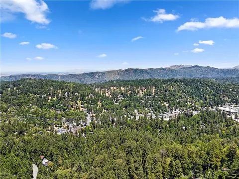 View/Area - 23746 Crest Frst, Crestline, CA 92325 photo 4 of 7