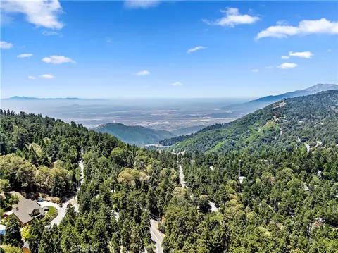 View/Area - 23746 Crest Frst, Crestline, CA 92325 photo 6 of 7