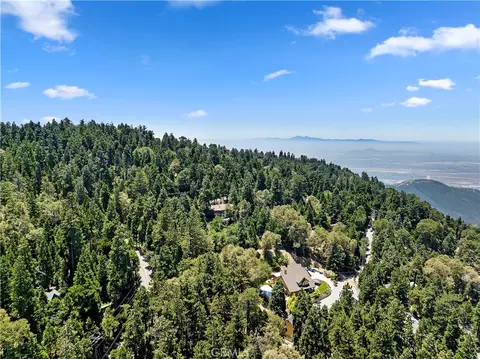 View/Area - 23746 Crest Frst, Crestline, CA 92325 photo 2 of 7