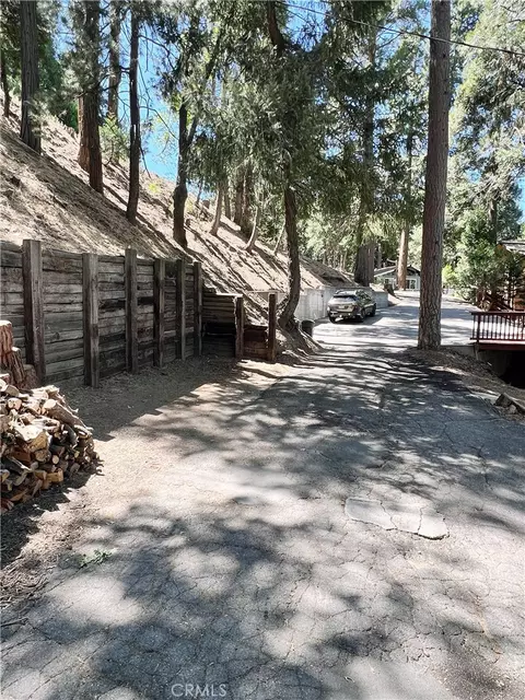 Exterior - 23746 Crest Frst, Crestline, CA 92325 photo 6 of 7