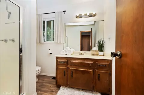 Bath - 23746 Crest Frst, Crestline, CA 92325 photo 2 of 2