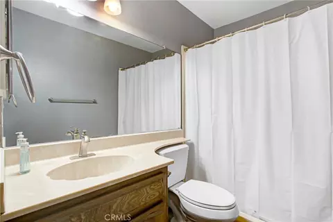 Bath - 1535 E Hazeltine, Ontario, CA 91761 photo 2 of 3