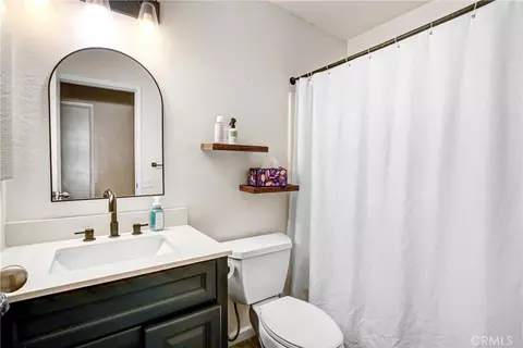 Bath - 1535 E Hazeltine, Ontario, CA 91761 photo 3 of 3