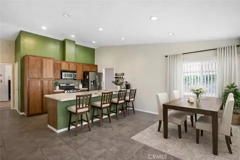 Dining - 1535 E Hazeltine, Ontario, CA 91761 photo 1 of 1