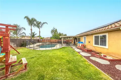Exterior - 1659 Mariposa Pl, Beaumont, CA 92223 photo 7 of 11