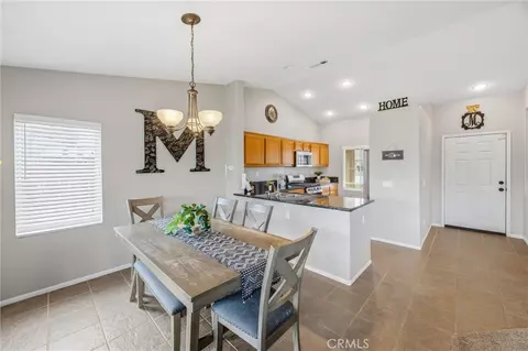 Dining - 1659 Mariposa Pl, Beaumont, CA 92223 photo 2 of 3