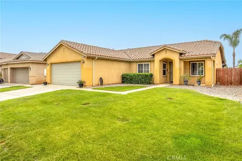 Exterior - 1659 Mariposa Pl, Beaumont, CA 92223 photo 3 of 11