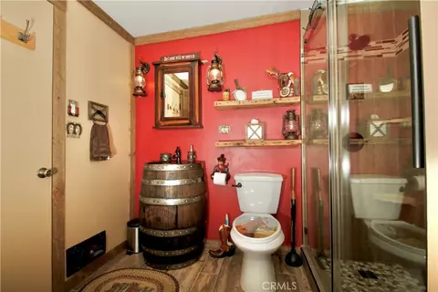 Bath - 1910 Artesia Ave, Landers, CA 92285 photo 1 of 2