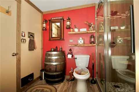 Bath - 1910 Artesia Ave, Landers, CA 92285 photo 1 of 2