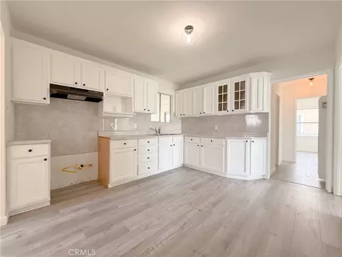 Kitchen - 1410 W School St, Compton, CA 90220 photo 2 of 2