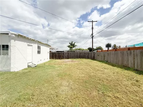 Exterior - 1410 W School St, Compton, CA 90220 photo 6 of 6