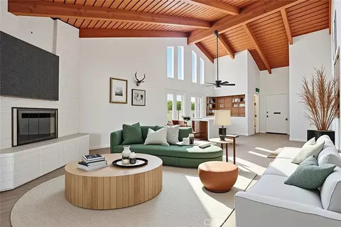 2011 W Katella, Anaheim, CA 92804