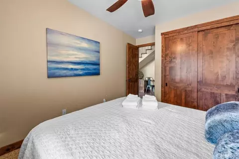 Bedroom - 43565 Wolf, Big Bear Lake, CA 92315 photo 11 of 12