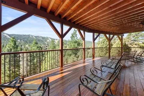 Exterior - 43565 Wolf, Big Bear Lake, CA 92315 photo 7 of 9