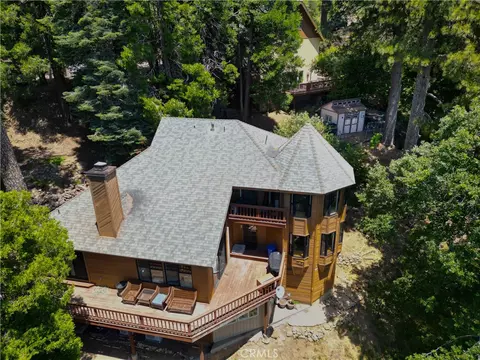 21425 Sawpit Canyon Rd, Cedarpines Park, CA 92322