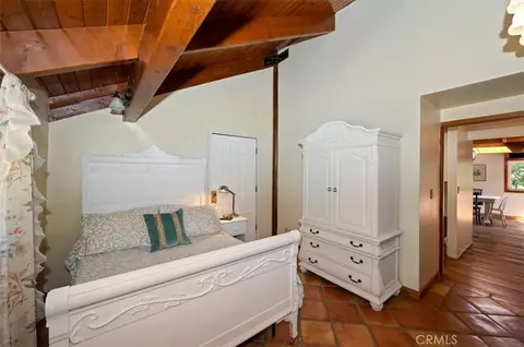 Bedroom - 23228 Brookside, Crestline, CA 92325 photo 5 of 7