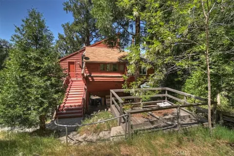 Exterior - 23228 Brookside, Crestline, CA 92325 photo 5 of 8