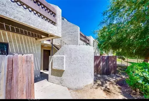 2266 Denair, Highland, CA 92346