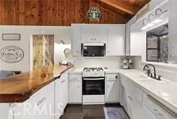 Kitchen - 2452 Spring, Running Springs, CA 92382 photo 1 of 4