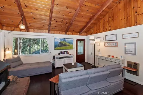 Living - 2452 Spring, Running Springs, CA 92382 photo 2 of 4