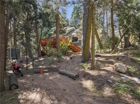 Exterior - 355 Hartman Cir, Cedarpines Park, CA 92322 photo 8 of 10