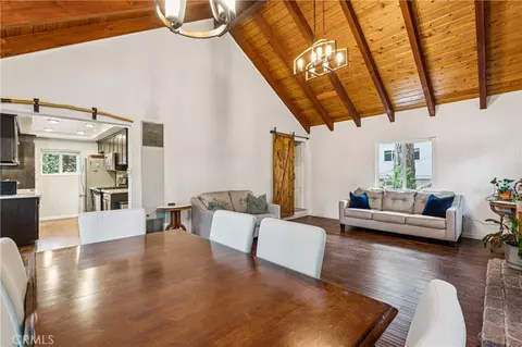 Dining - 355 Hartman Cir, Cedarpines Park, CA 92322 photo 2 of 2