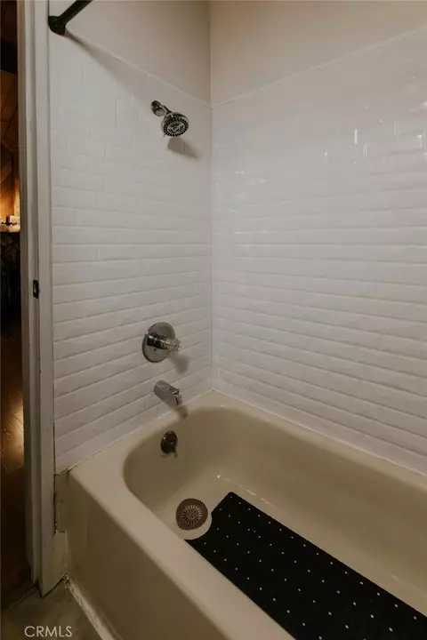 Bath - 2352 Pine Dr, Arrowbear, CA 92382 photo 1 of 4