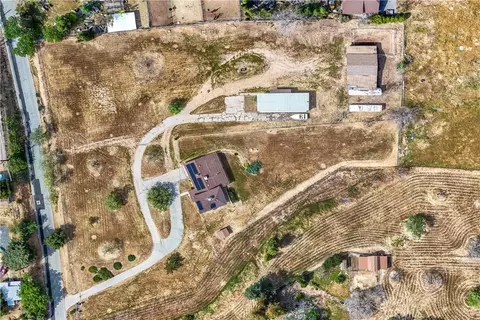 View/Area - 10207 Juniper Ave, Yucaipa, CA 92399 photo 10 of 10