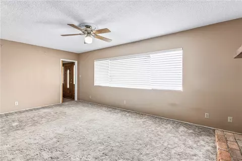 Living - 10207 Juniper Ave, Yucaipa, CA 92399 photo 3 of 9