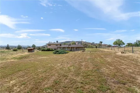 Exterior - 10207 Juniper Ave, Yucaipa, CA 92399 photo 11 of 15