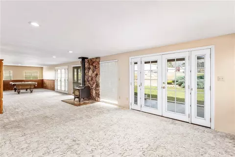 Living - 10207 Juniper Ave, Yucaipa, CA 92399 photo 8 of 9