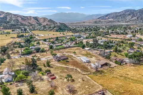 View/Area - 10207 Juniper Ave, Yucaipa, CA 92399 photo 9 of 10
