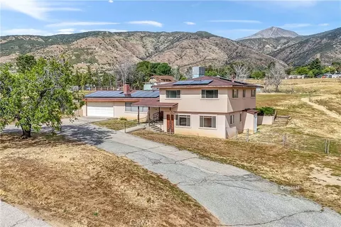 Exterior - 10207 Juniper Ave, Yucaipa, CA 92399 photo 2 of 16