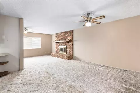 Living - 10207 Juniper Ave, Yucaipa, CA 92399 photo 6 of 9