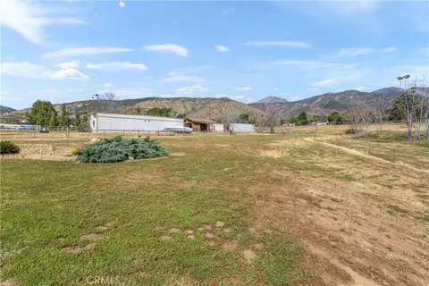 Exterior - 10207 Juniper Ave, Yucaipa, CA 92399 photo 8 of 15