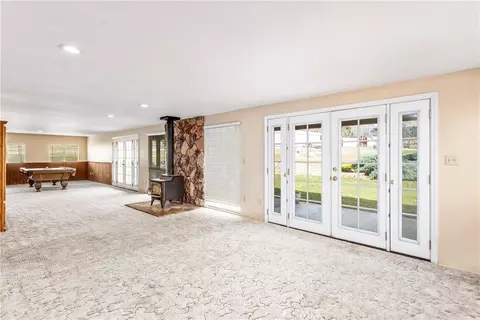 Living - 10207 Juniper Ave, Yucaipa, CA 92399 photo 8 of 9