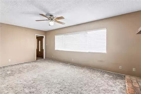 Living - 10207 Juniper Ave, Yucaipa, CA 92399 photo 3 of 9