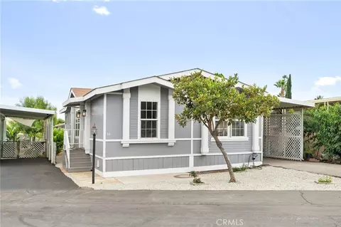 32900 Riverside Dr #40, Lake Elsinore, CA 92530