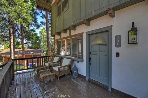 Exterior - 905 Jungfrau, Crestline, CA 92325 photo 3 of 10
