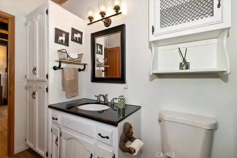 Bath - 905 Jungfrau, Crestline, CA 92325 photo 1 of 2