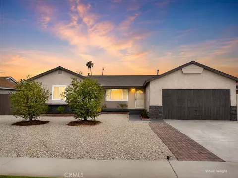247 E Grant St, Rialto, CA 92376