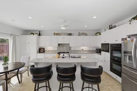 Kitchen - 1056 Tyler, Upland, CA 91784 photo 2 of 5